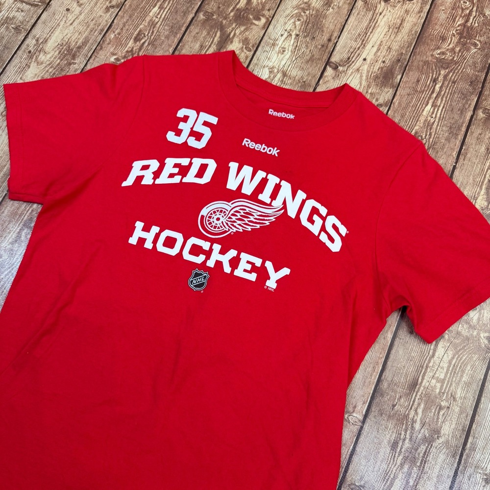 Reebok Detroit Red Wings T Shirt Mens Small Red Jimmy Howard 35 Hockey Graphic